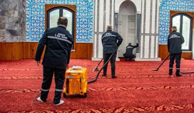 İBADETHANELERE TEMİZLİK OPERASYONU