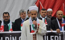 İMAMLARDAN SİYONİST KATİLLERE PROTESTO