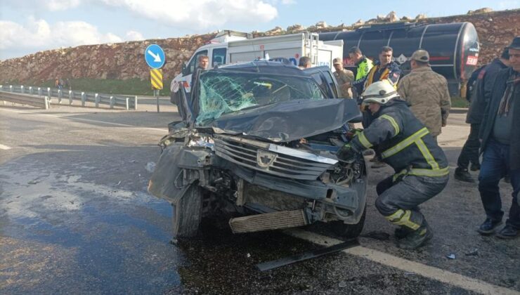 İKİKÖPRÜ’DE KORKUNÇ KAZA:5 YARALI
