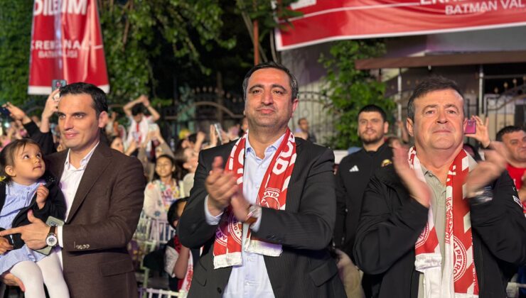 Ramanlı, Şampiyonluk Kutlamasına Katıldı