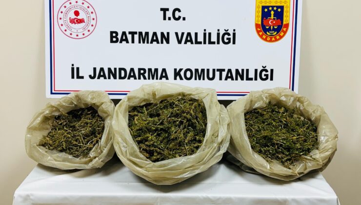 21,6 KİLO KUBAR ESRAR ELE GEÇİRİLDİ