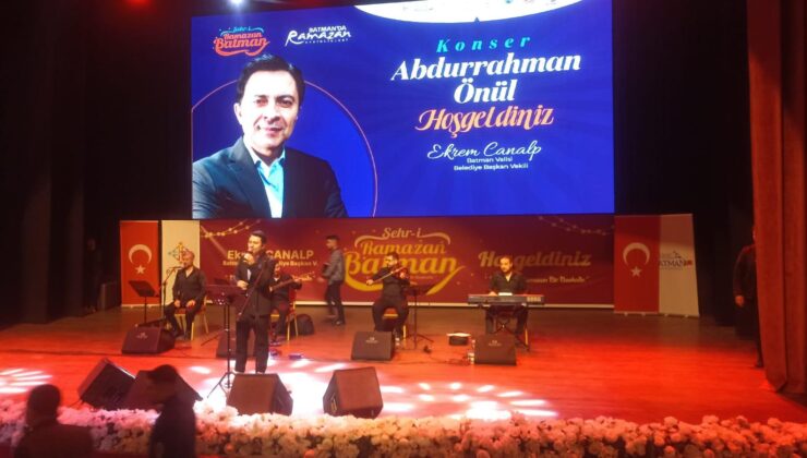 ABDURRAHMAN ÖNÜL KONSERİNE YOĞUN İLGİ