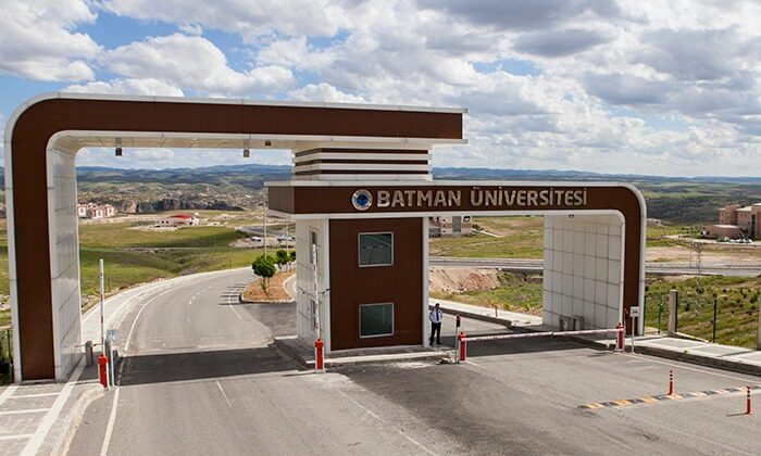 BATMAN ÜNİVERSİTESİ TEKNOLOJİ DÜNYASINI AĞIRLAYACAK