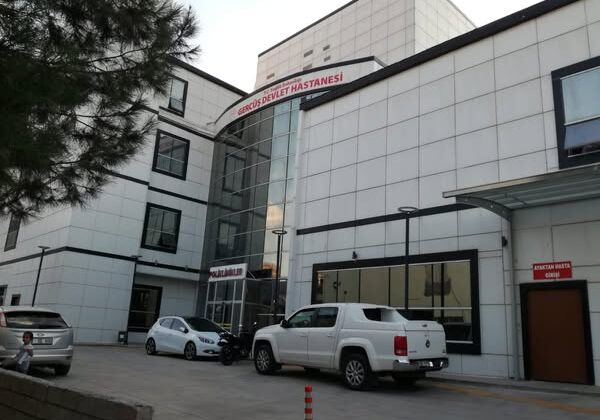 OTOMOBİL KAZASINDA 5 KİŞİ YARALANDI