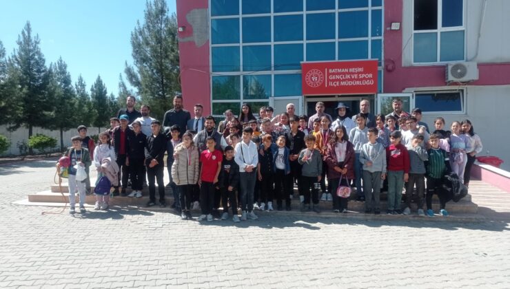 BEŞİRİ’DE SATRANÇ TURNUVASINDA MİNİK ZEKALAR YARIŞTI