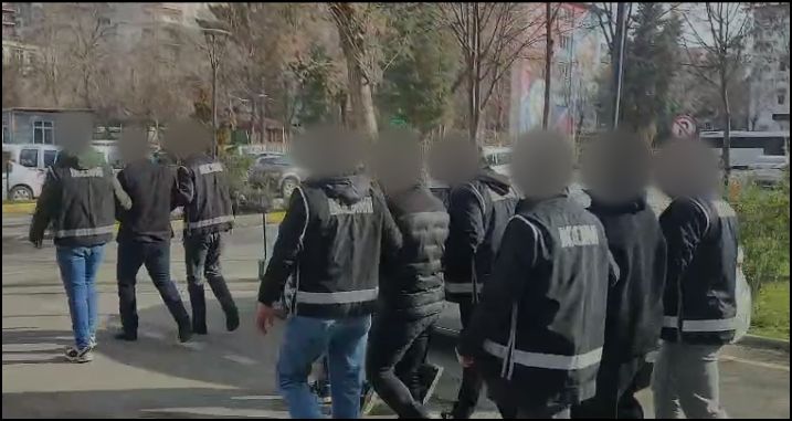 SAHTE MİT PERSONELİ OPERASYONU!