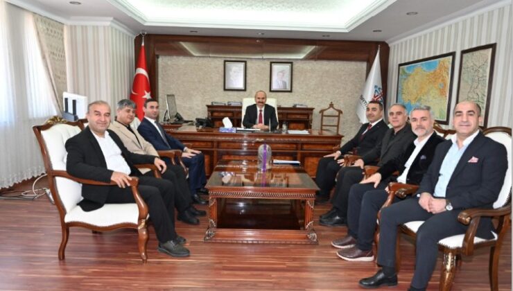 Habizbinililer Derneği’nden Vali Canalp’e Tanışma Ziyareti