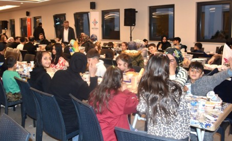 BİNLERCE VATANDAŞ İFTARDA BULUŞTU